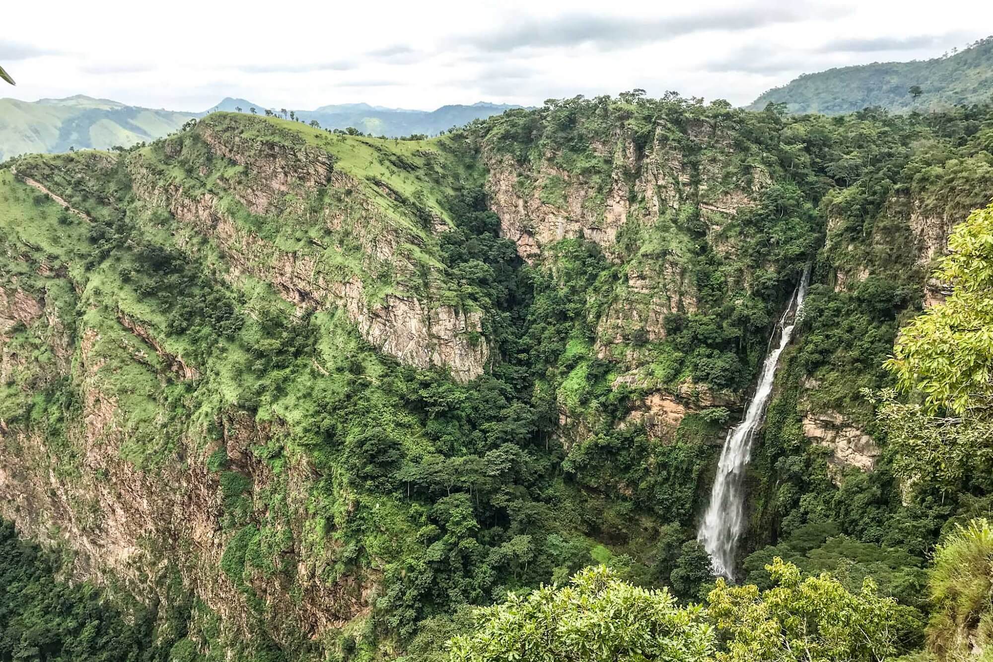 worldisbeautiful-wli-waterfalls-ghana